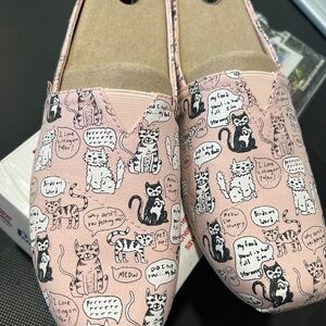 Skechers by bobs new 9.